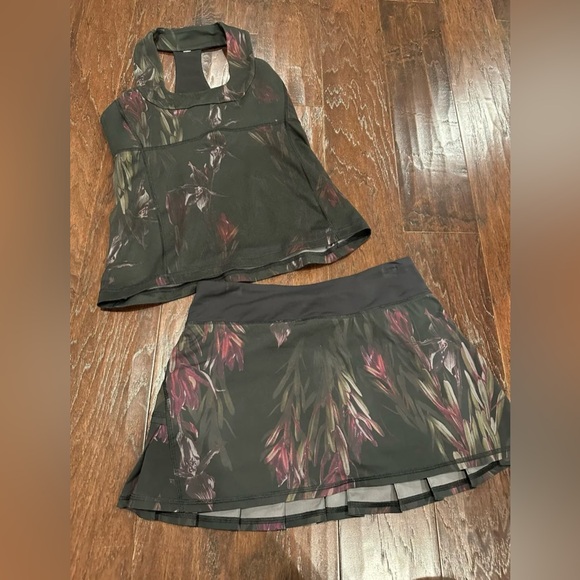 Lululemon matching set - Picture 2 of 3